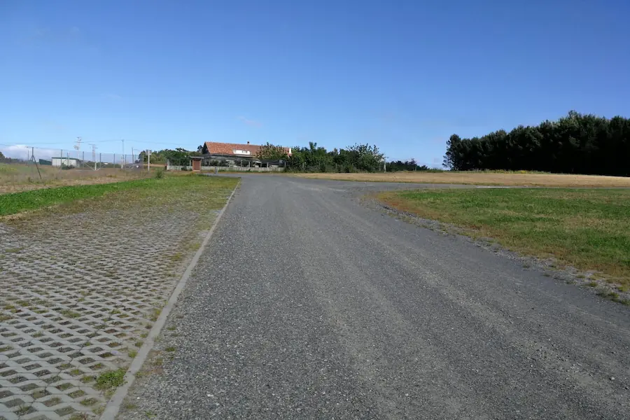 Aparcamiento e inicio de la ruta a la Fervenza do Toxa