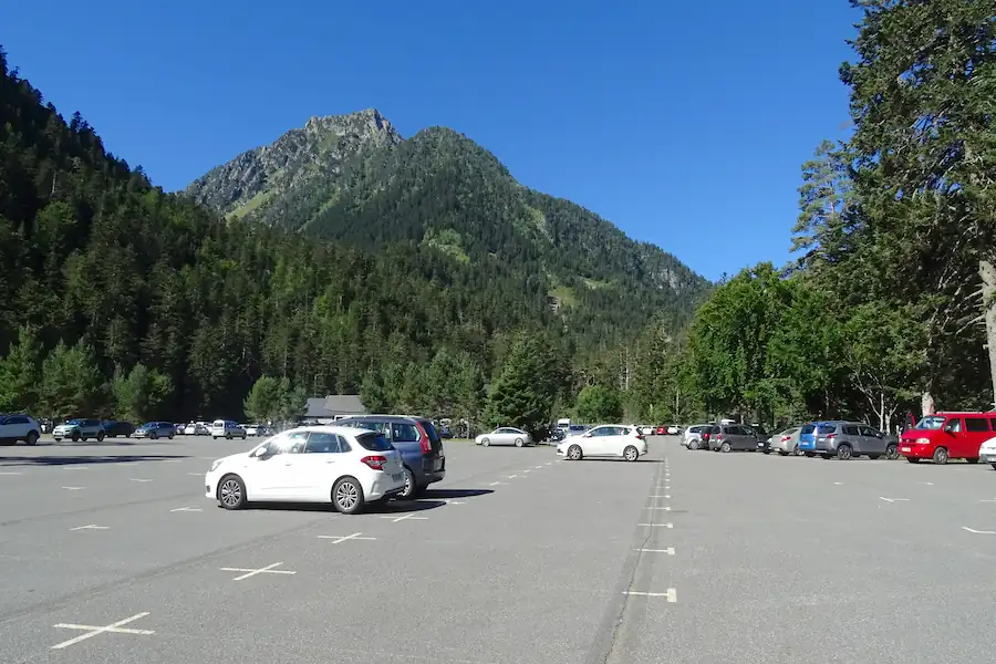 Dónde empieza la ruta al Lago de Gaube: El parking del Pont d'Espagne en Cauterets