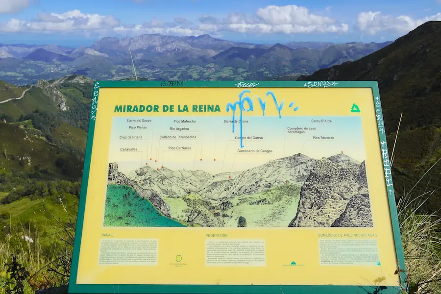 Mirador de la Reina Cartel informativo en el balcón del Mirador de la Reina