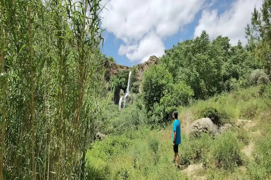 Impresionante cascada natural del Salto de Chella, un paraje natural espectacular cerca de Bolbaite