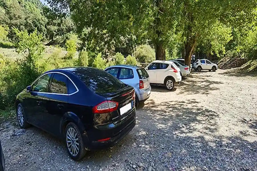 Aparcamiento número 4, el más cercano a los Estrets d'Arnes