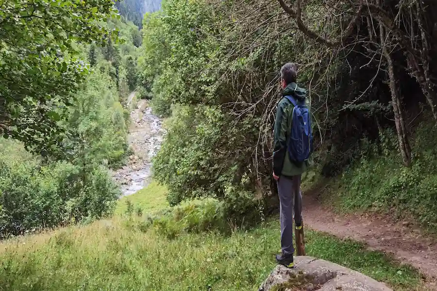 Aguas cristalinas del río Arriu Joèu
