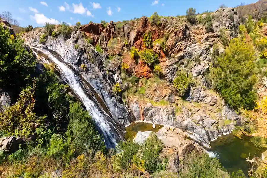 Una de las cascadas que se encuentran en la ruta de Tolox